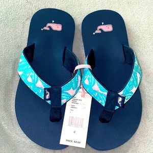 Vineyard Vines Flip Flops